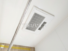 A号棟　浴室換気乾燥機　【志木市柏町１丁目】雨の日の強い味方！浴室換気乾燥機付きユニットバスで洗濯物が乾かせます。
