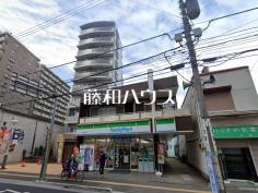 ファミリーマート妻屋所沢店