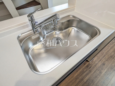 浄水器一体型水栓いつでもおいしいお水が飲める浄水器一体型水栓も完備