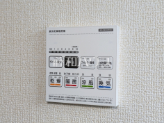 浴室換気乾燥機雨の日の強い味方！浴室換気乾燥機付きユニットバスで洗濯物が乾かせます。　