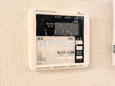 浴室給湯リモコン【東村山市青葉町２丁目】追焚き機能付きなので、生活時間の違う家族に便利です。