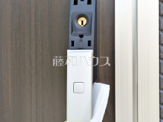 スマートキー　【富士見市水谷東２丁目】施錠開錠は便利なスマートキー採用！