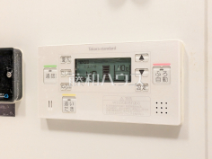 給湯スイッチ　【レーベン和光ソラレア】追焚き機能付きなので、生活時間の違う家族に便利です。
