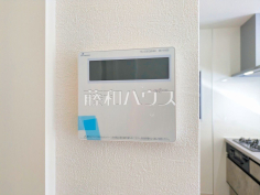浴室給湯リモコン　【東大和市向原５丁目】追焚き機能付きなので、生活時間の違う家族に便利です。
