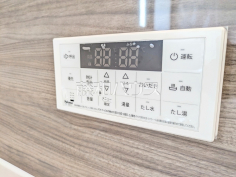 B号棟　浴室給湯リモコン　【多摩市連光寺６丁目】追焚機能付で時間差入浴もOK