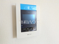 B号棟　TVモニター付インターホン　【多摩市連光寺６丁目】防犯に役立つTVモニター付インターホン