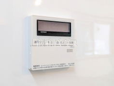 給湯器リモコン　【志木市上宗岡１丁目】自動お湯張りや追いだき機能など、充実したバスタイムをサポートする設備が整っています。温度調節もボタンひとつで簡単です。
