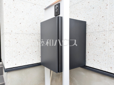 宅配ボックス　【中野区弥生町４丁目】ネット通販での荷物の受取り時に役立つ宅配ボックス！外出中でも帰宅時間を気にせず受け取れるのは便利ですね