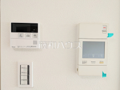 その他設備 【グレイスコート東府中】追焚き機能付きなので、生活時間の違う家族に便利です。/防犯に役立つTVモニター付インターフォン訪問者がわかるTVモニター付インターホンは、お子様のお留守番にも活躍するかも?! その他設備 【グレイスコート東府中】追焚き機能付きなので、生活時間の違う家族に便利です。/防犯に役立つTVモニター付インターフォン訪問者がわかるTVモニター付インターホンは、お子様のお留守番にも活躍するかも?!