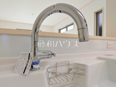 浄水器一体型水栓　【東久留米市南町４丁目】いつでもおいしいお水が飲める浄水器一体型水栓も完備 
