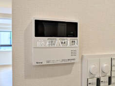 浴室給湯リモコン　【西東京市富士町2丁目　ユアコート東伏見弐番館】追焚き機能付きなので、生活時間の違う家族に便利です。