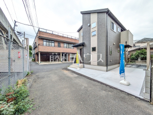 接道状況および現場風景