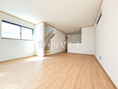 【滝山3丁目　全3棟　新築分譲住宅】のイメージ1