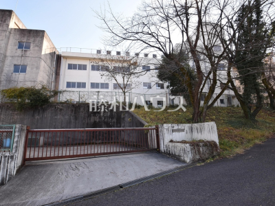 中学校(公立) 中学校(公立)
