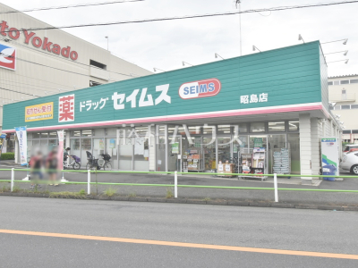 ドラッグストア