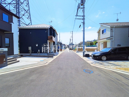 接道状況および現場風景　【小平市小川町１丁目】 理想をかなえる自由設計の土地！ぜひ皆様の「こんな家に住みたい！」をお聞かせ下さい。 ／撮影日2025/05/01