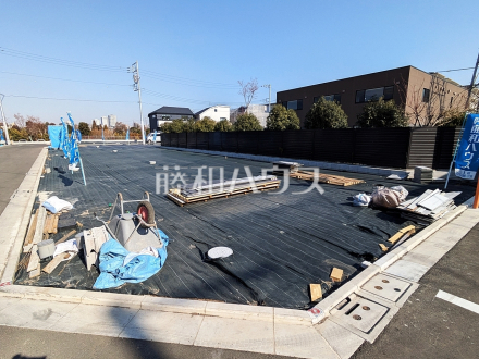 13号地　現地写真　【三鷹市上連雀６丁目】 周辺環境はもちろん、日当たりなど、実際に行ってみないと分からないことも多くございます。ご案内いたしますので、お気軽にお問い合わせください。／撮影日2025/02/01