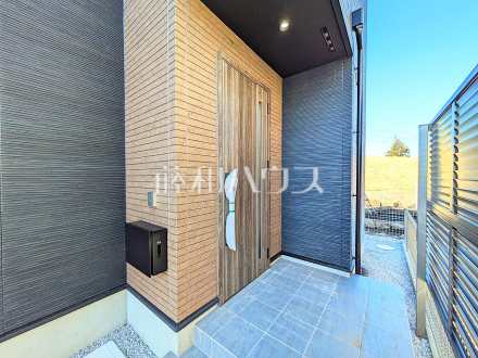 2号棟　玄関　【立川市柴崎町５丁目】／撮影日2024/12/16