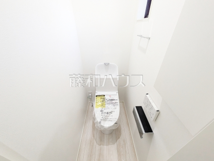2号棟　トイレ　【立川市柴崎町５丁目】ウォシュレット付きトイレ！リビング・お風呂に続いて意外と癒しの空間かも！？／撮影日2024/12/16
