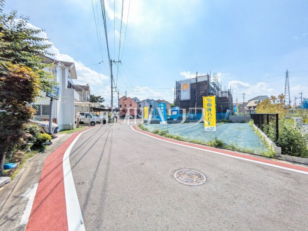 接道状況および現場風景　【日野市大字日野】 平日のご案内も可能です。まずはお気軽にお問合せ下さいませ。 ／撮影日2025/07/06