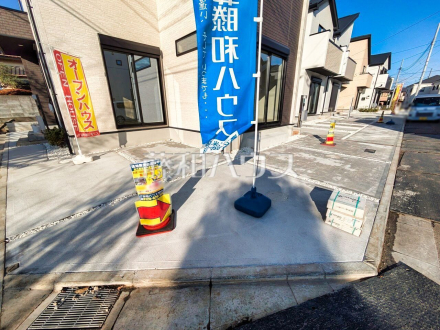 1号棟　カースペース　【東久留米市中央町５丁目】 周辺環境はもちろん日当たりや設備仕様など実際に行ってみないと分からないことも多くございます。営業担当がご案内いたしますのでお気軽にお問い合わせください。／撮影日2024/11/11