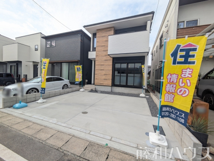 外観およびカースペース　【岩倉市下本町真光寺】／撮影日2025/03/06