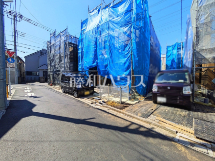接道状況および現場風景　【三鷹市深大寺２丁目】／撮影日2025/03/21