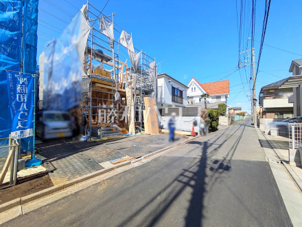 2号棟　接道状況および現場風景　【三鷹市深大寺２丁目】／撮影日2025/03/07
