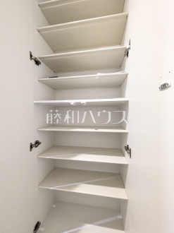 2号棟　玄関収納　【武蔵野市桜堤３丁目】／撮影日2024/09/27
