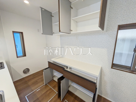 3号棟　カップボード　【三鷹市北野３丁目】／撮影日2025/01/19