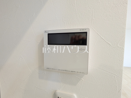 4号棟　給湯スイッチ　【三鷹市北野３丁目】　 追焚き機能付きなので、生活時間の違う家族に便利です。 ／撮影日2025/01/18