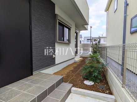 5号棟　庭　【三鷹市北野３丁目】／撮影日2025/04/07