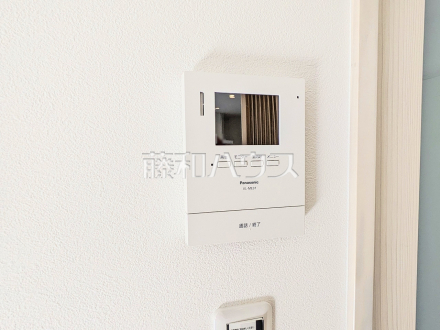 6号棟　TVモニターホン　【三鷹市北野３丁目】　TVモニター付きインターホンのため訪問者がひと目で分かります　／撮影日2025/02/17