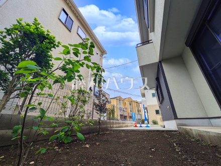 B号棟　庭　【三鷹市北野３丁目】／撮影日2025/05/18