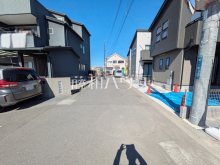 8号棟　接道状況および現場風景　【和光市南１丁目】／撮影日2025/02/24