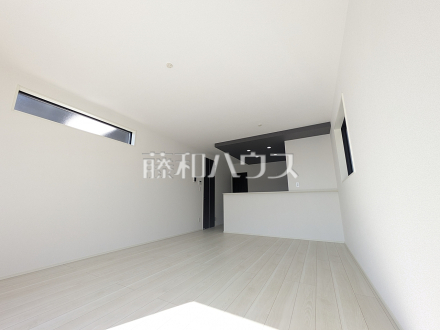 2号棟　リビング　【新座市西堀２丁目】／撮影日2024/11/03
