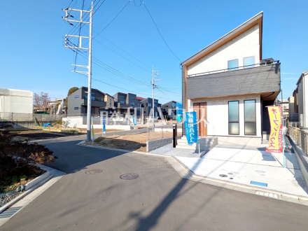 現場風景　【昭島市緑町２丁目】  大型分譲地ならではの多彩なバリエーションの間取りで、ご家族皆様のライフスタイルに合った邸宅がきっと見つかると思います。 ／撮影日2025/01/23