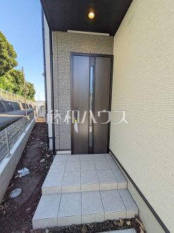 2号棟　玄関　【府中市住吉町３丁目】／撮影日2024/11/24