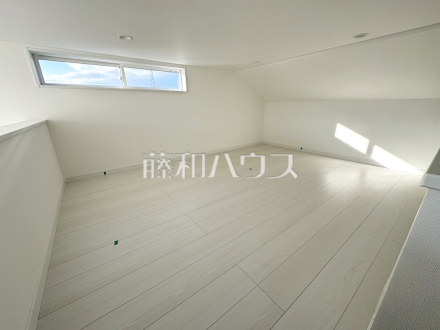 B号棟　小屋裏収納　【三鷹市上連雀６丁目】／撮影日2024/12/08