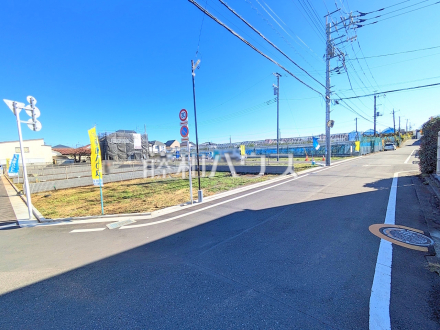 接道状況および現場風景　【東村山市恩多町５丁目】／撮影日2024/11/28