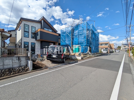 接道状況および現場風景　【昭島市緑町２丁目】／撮影日2025/04/15
