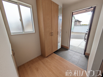 1号棟　玄関ホール　【春日井市気噴町１丁目】／撮影日2025/04/20