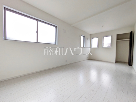 1号棟　居室　【多摩市聖ヶ丘３丁目】
全居室2面採光で明るいお部屋　／撮影日2025/02/02