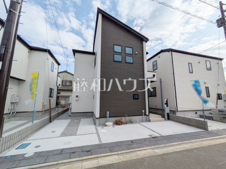 2号棟　外観　【富士見市大字水子】
生活に溶け込むシンプルなデザインの外観が魅力の新邸です。　／撮影日2025/03/30