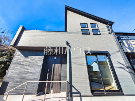 1号棟　外観　【清瀬市竹丘３丁目】 見学はしたいけど、なかなか時間が取れない・・・そんな方に出勤前や仕事終わりにマイホームを見学できるサポートをいたします。 ／撮影日2025/02/06