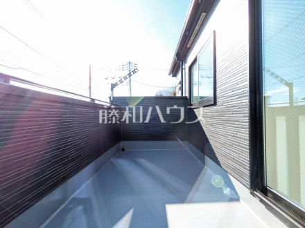 1号棟　バルコニー　洗濯物やシーツ類など干すのに便利な広さです【清瀬市竹丘３丁目】／撮影日2025/02/06