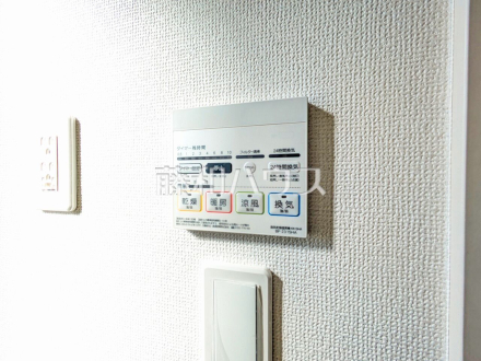 24時間換気システム 　24時間換気システムにより、花粉・PM2.5などの微小粒子物質の新入を防ぎ、快適な室内を保ちます／撮影日2025/02/06
