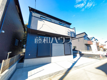 2号棟　外観　【清瀬市竹丘３丁目】 見学はしたいけど、なかなか時間が取れない・・・そんな方に出勤前や仕事終わりにマイホームを見学できるサポートをいたします。 ／撮影日2025/02/06
