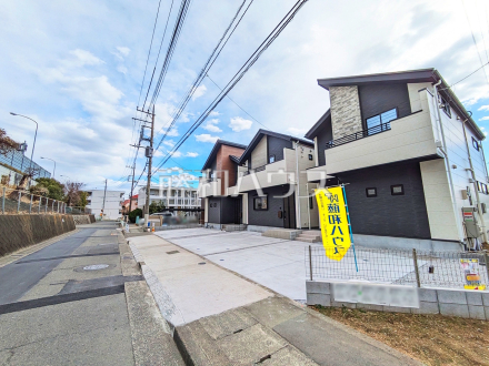≪接道状況≫ 前面道路はゆとりの6m。車の出し入れも楽々です。 【調布市飛田給３丁目】／撮影日2025/02/07