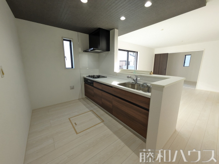 2号棟　キッチン　【春日井市気噴町１丁目】／撮影日2025/01/19